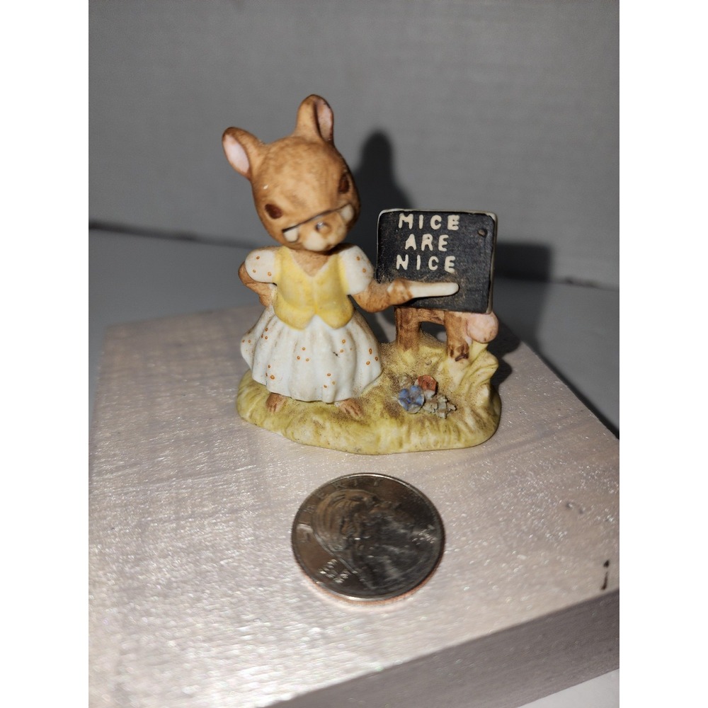 Vintage Enesco Mouse Mice are Nice‎ Teacher Bisque Figure 1976 Taiwan